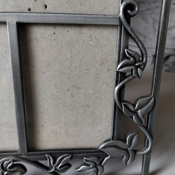 Charming Pewter-Toned Dual Picture Frame - No Glass - Picture 4 of 4